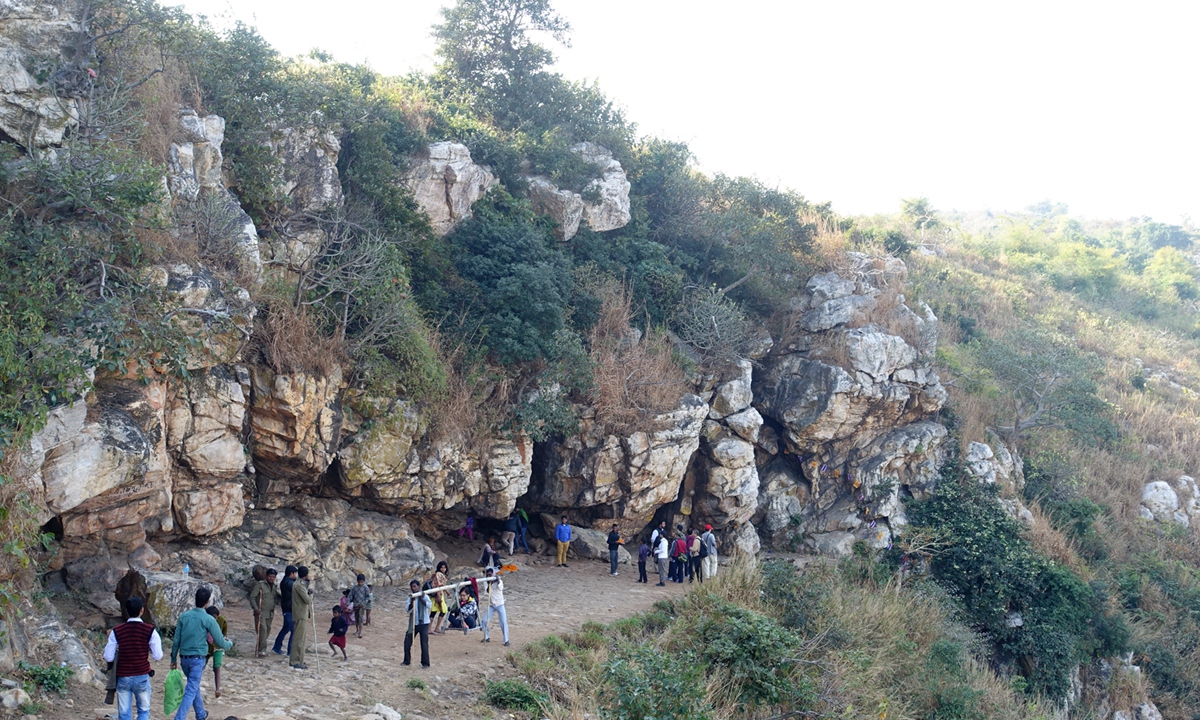王舍城 Rajgir 七葉窟 Saptparni Cave 佛教經典第一次結集處